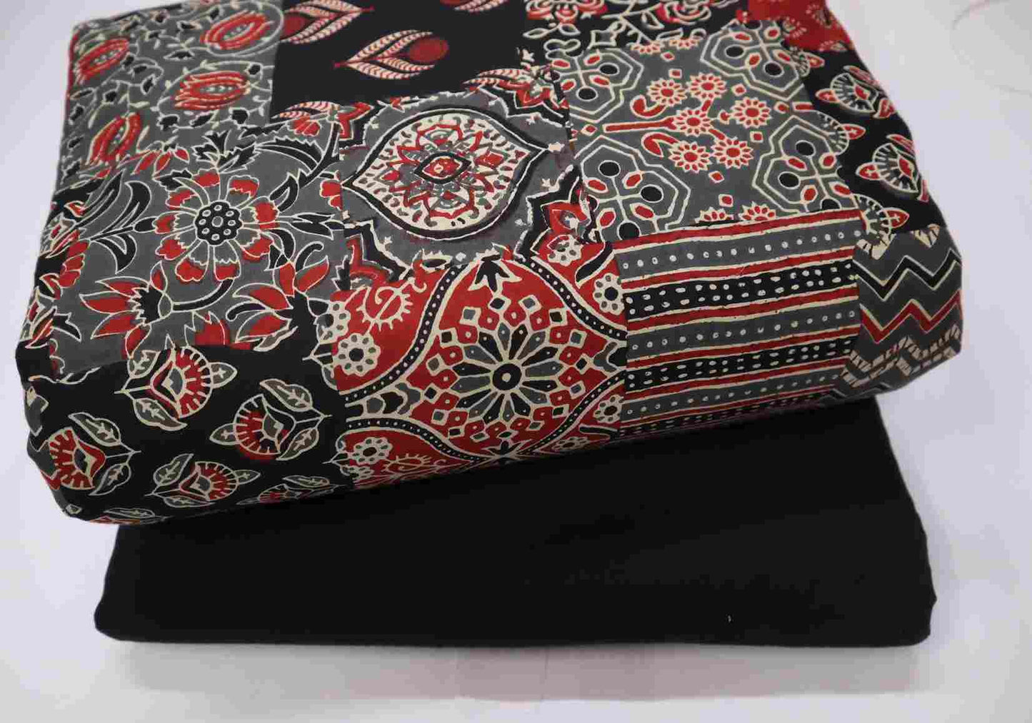 Screen Printed Pure Cotton Fabric Set ( Top and bottom 2.5 meter each )