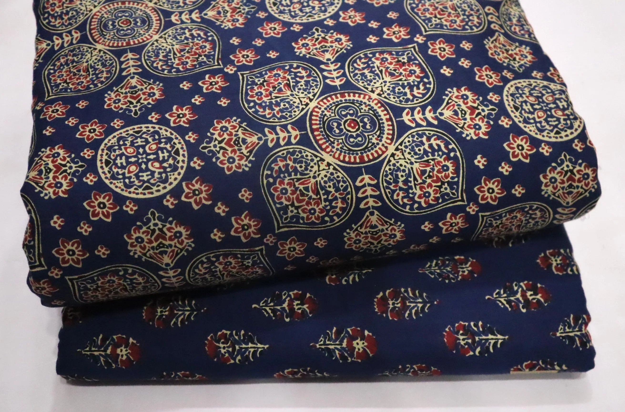 Screen Printed Pure Cotton Fabric Set ( Top and bottom 2.5 meter each )