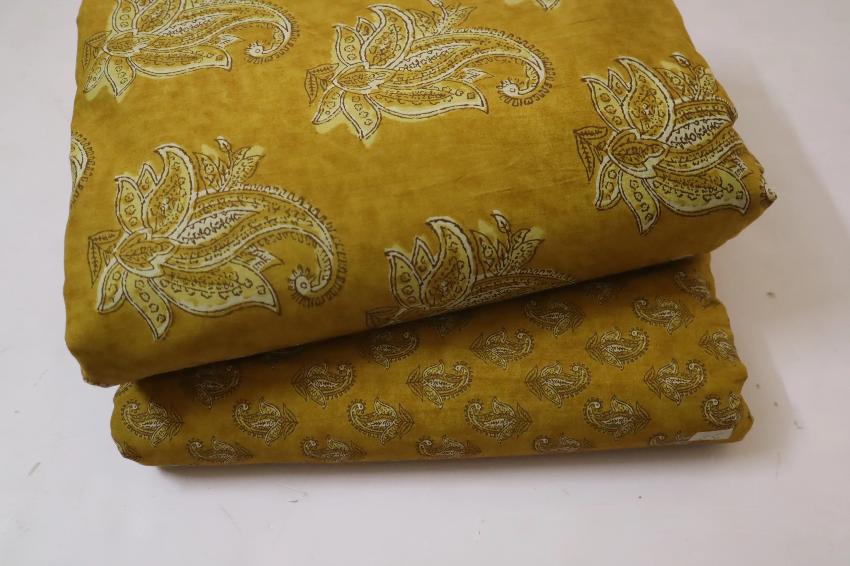 Screen Printed Pure Cotton Fabric Set ( Top and bottom 2.5 meter each )