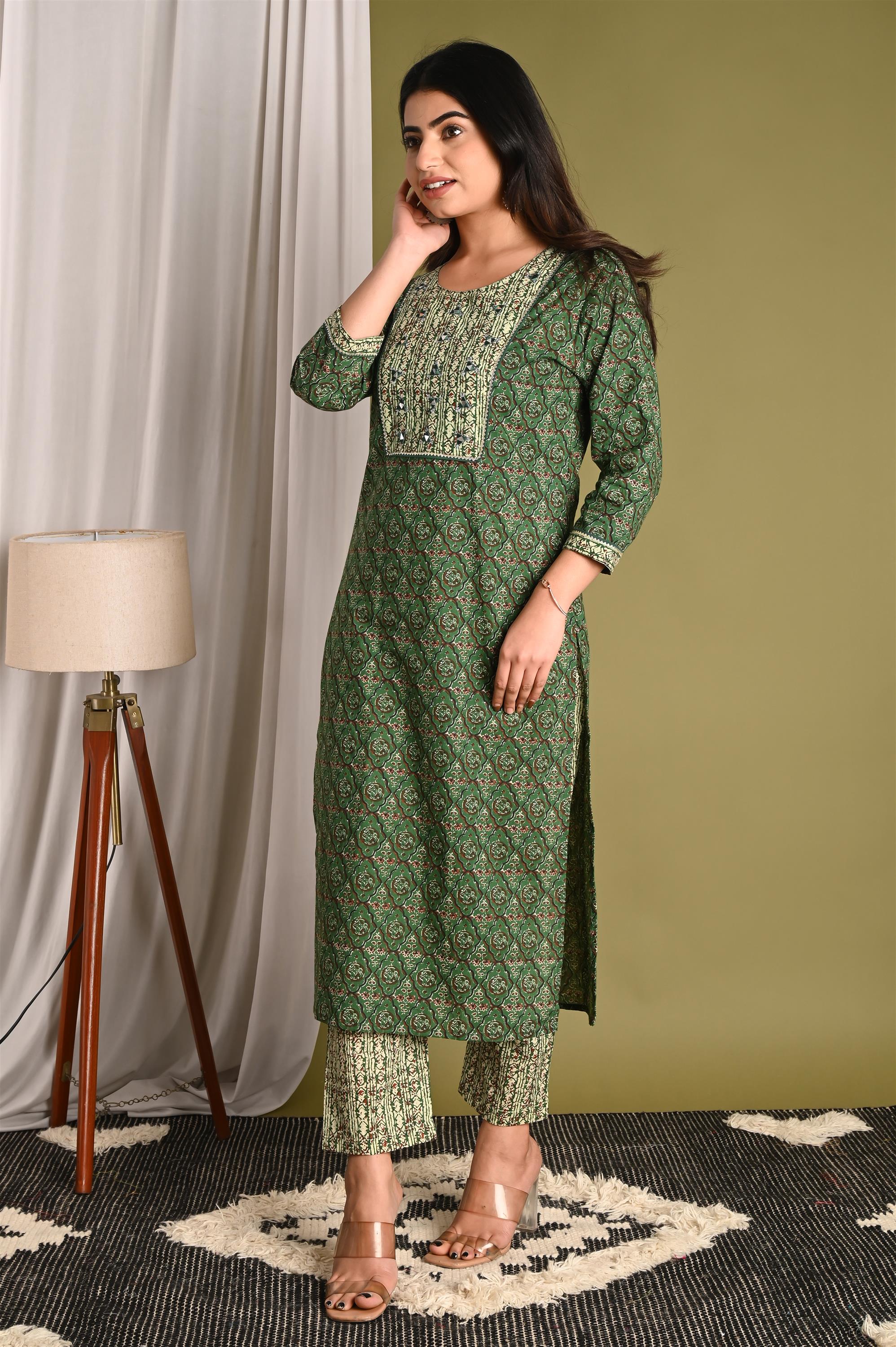 Screen Dark Green Printed Pure Cotton Kurti With Pant Set