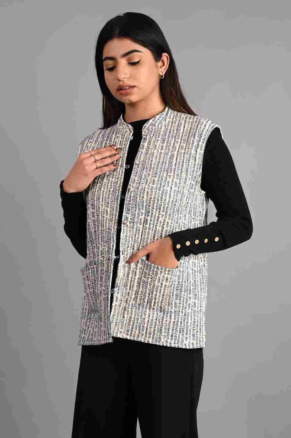 Winter White & Black Sleeveless Reversible Jaipuri Cotton Quilted Jackets For Women
