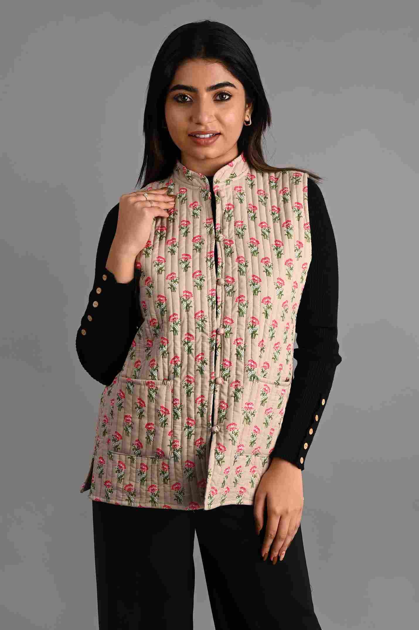 Winter Cream Sleeveless Reversible Jaipuri Cotton Quilted Jackets For Women