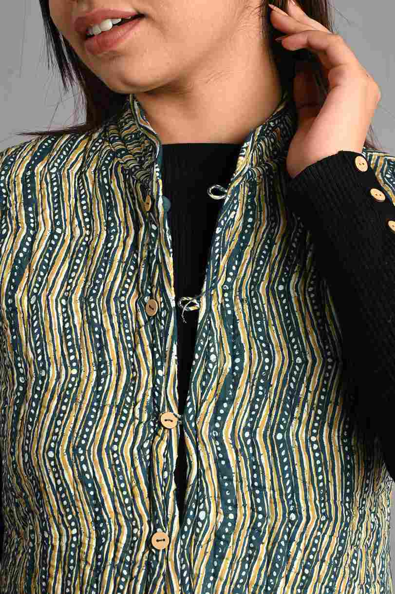 Winter Blue Sleeveless Reversible Jaipuri Cotton Quilted Jackets For Women
