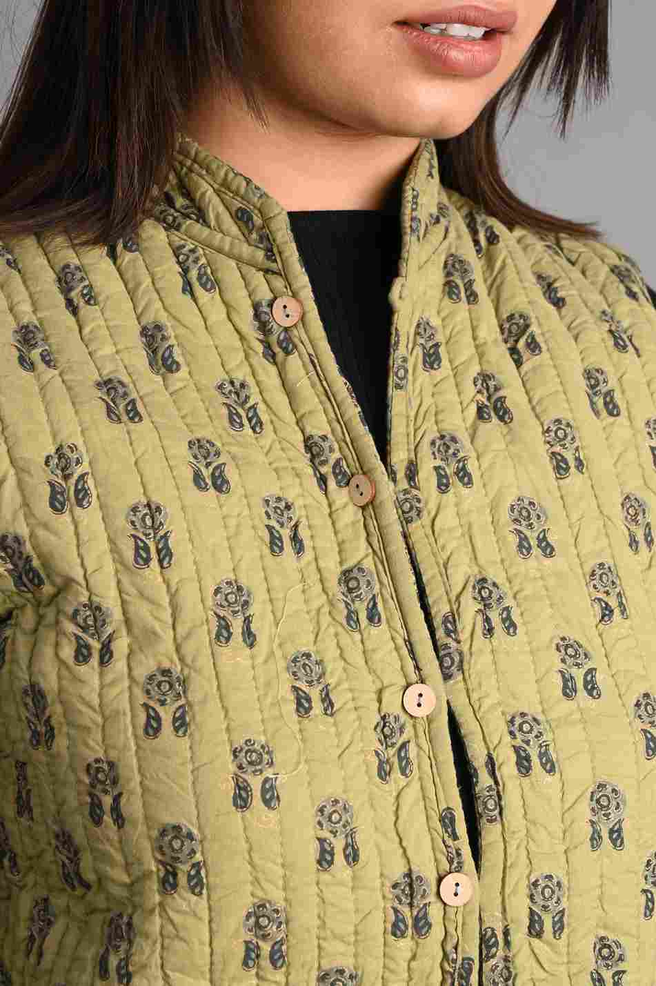 Winter Green Sleeveless Reversible Jaipuri Cotton Quilted Jackets For Women