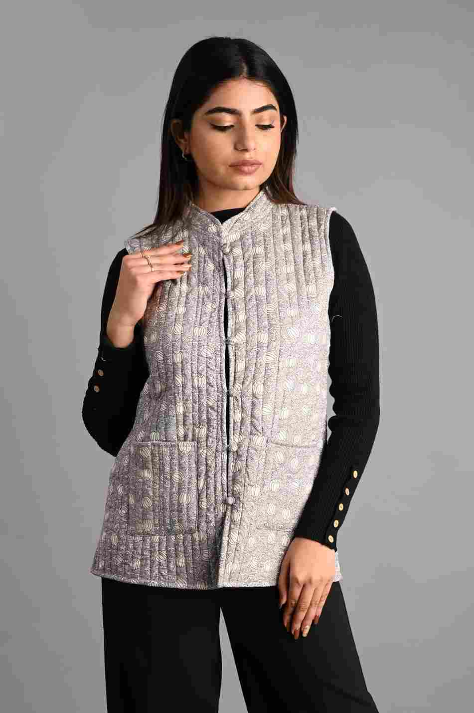 Winter Grey Sleeveless Reversible Jaipuri Cotton Quilted Jackets For Women